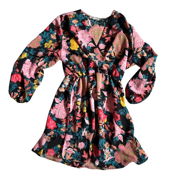 Hazel and Olive Black and Floral Mini Shift Flow Boho Beach Mini Beach Dress - Picture 1 of 8